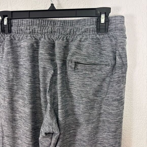 The North Face Heathered Grey Jogger Sweatpants - Picture 5 of 8